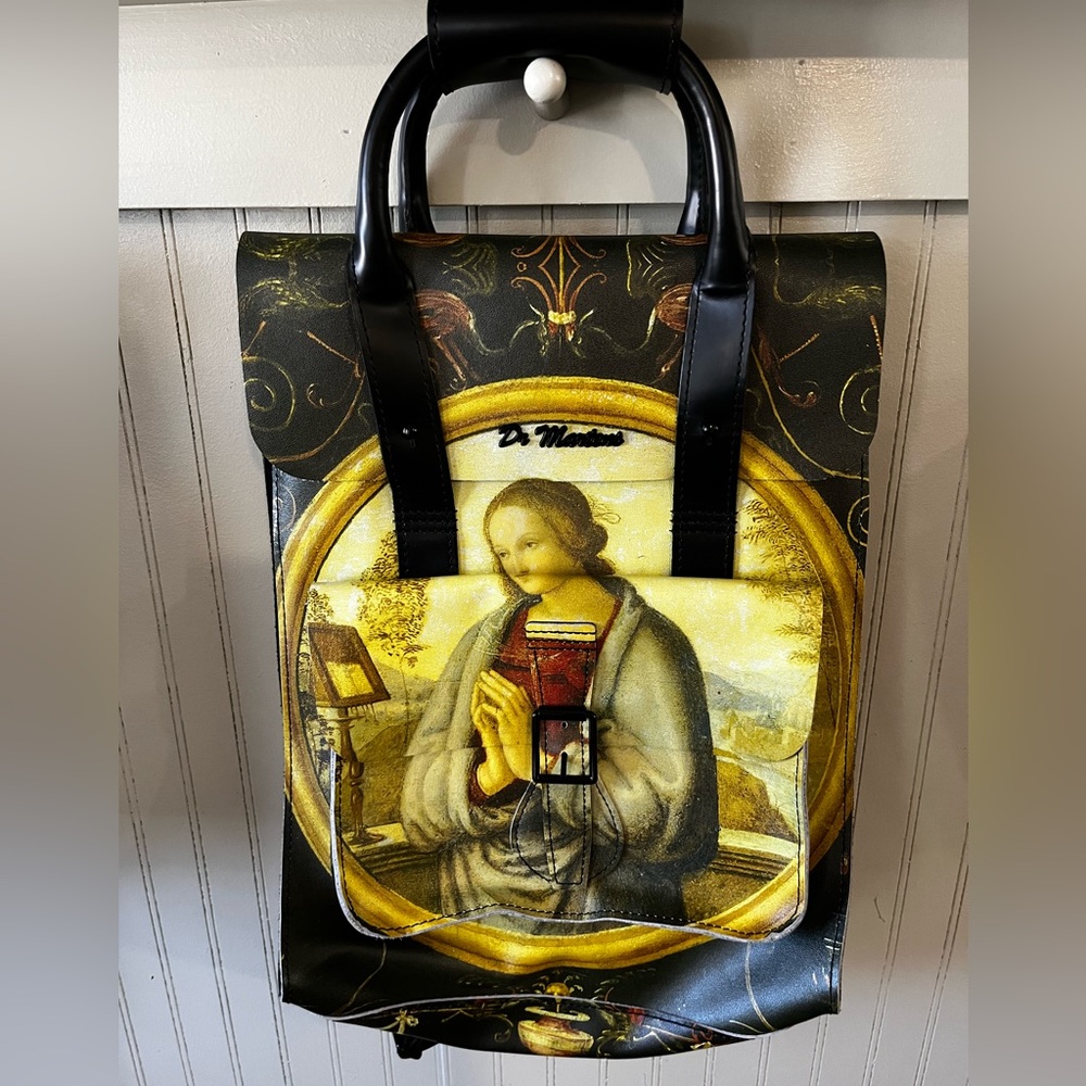 Dr Martens Museum of Art di Paolo’s The Annunciation backpack